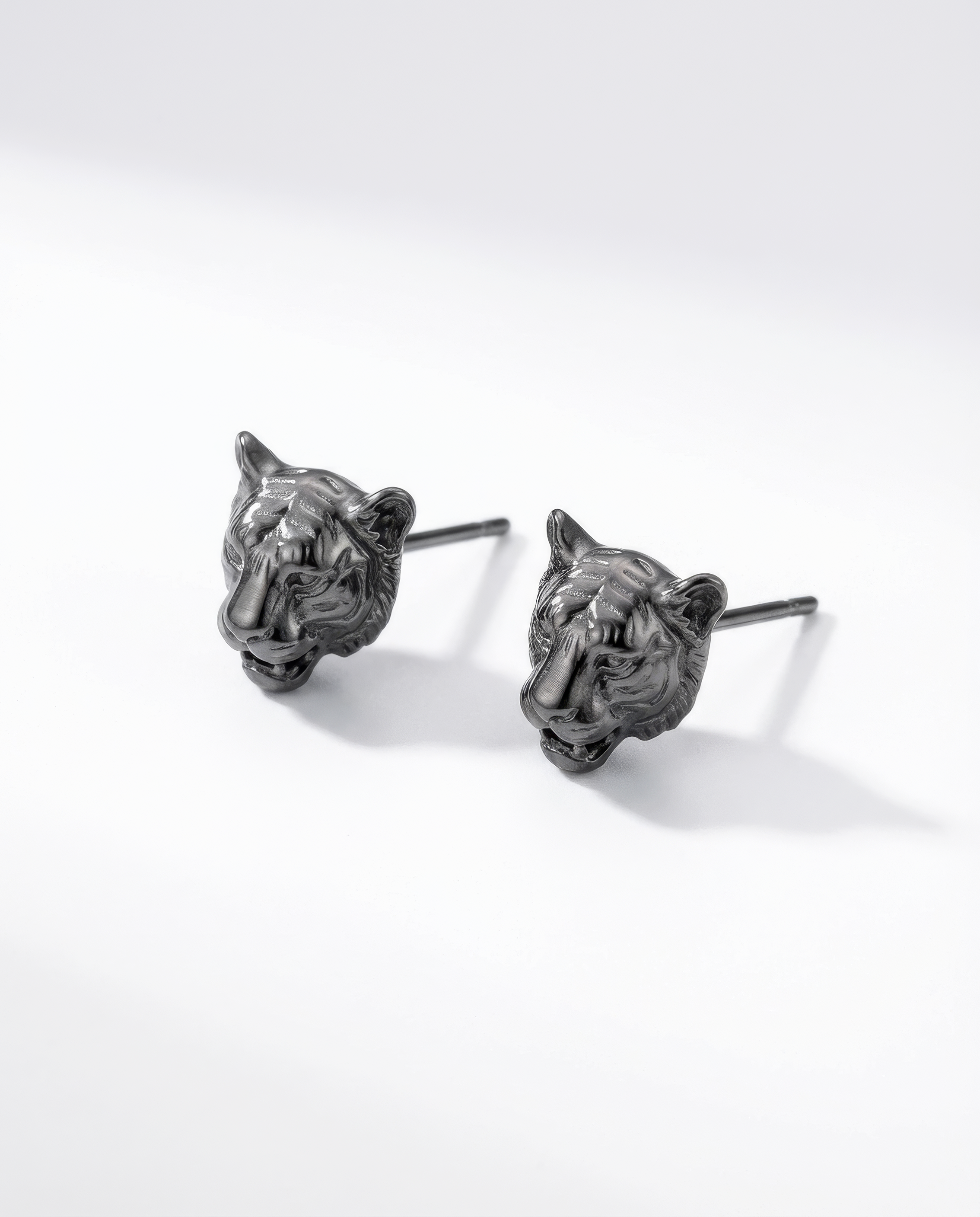 ANIMA EARRINGS