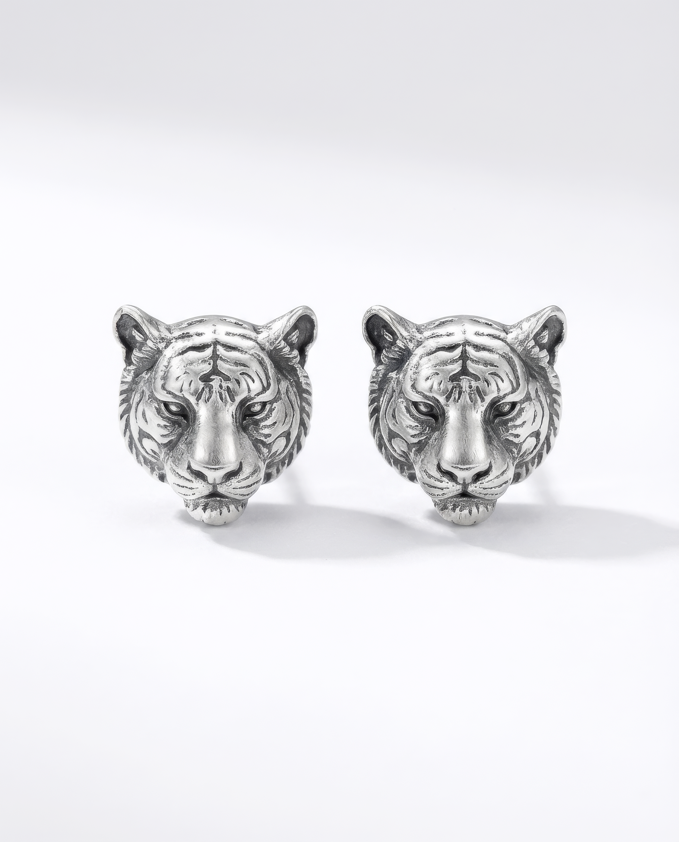 ANIMA EARRINGS